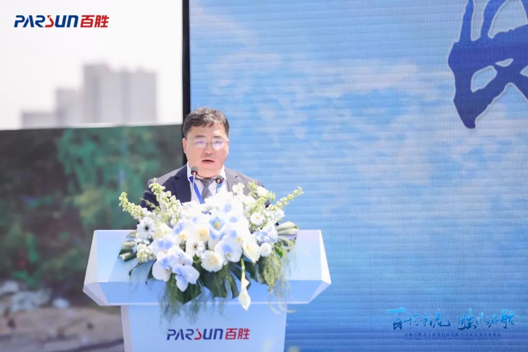 贾滨.jpg